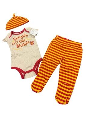 Harry Potter Snuggle This Muggle Gryffindor Baby 3-piece Outfit Set 24 months